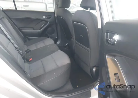 2016 Kia Forte Lx z USA, uszkodzony, nr VIN KNAFK5A82G5617819